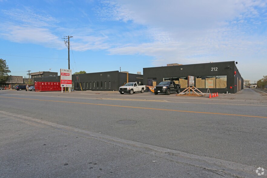 More Photos Of 212-216 Norseman St, Toronto Manufacturing For Lease