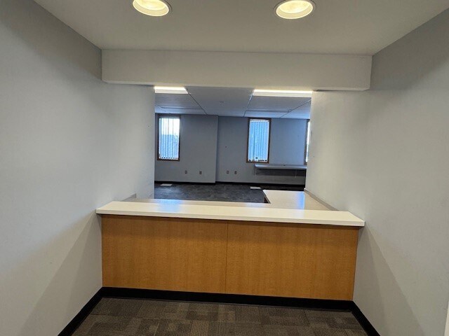 More Photos Of 2111 Washington Blvd, Easton Medical For Lease