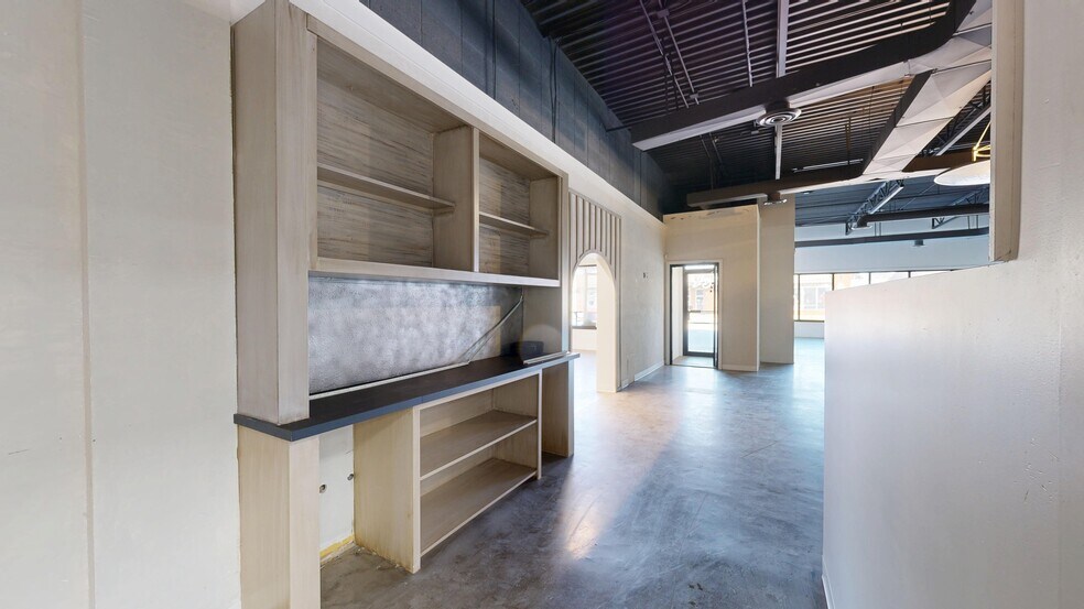 More Photos Of 4810-4812 50 St, Stettler Storefront Retail Office For Lease