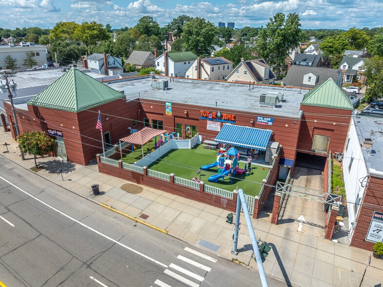 More Photos Of 1619-1631 Jericho Tpke, New Hyde Park Daycare Center For Sale