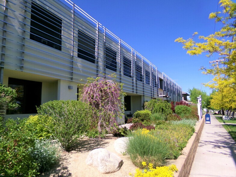More Photos Of 855 W 7th St, Reno Office For Sale