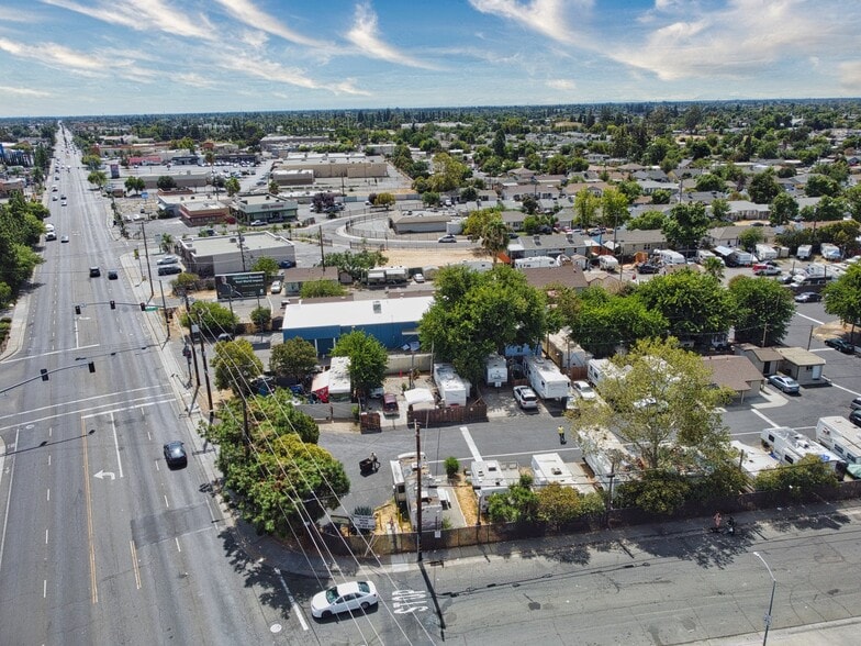 More Photos Of 5800 Stockton Blvd, Sacramento Manufactured Housing Mobile Home Park For Sale