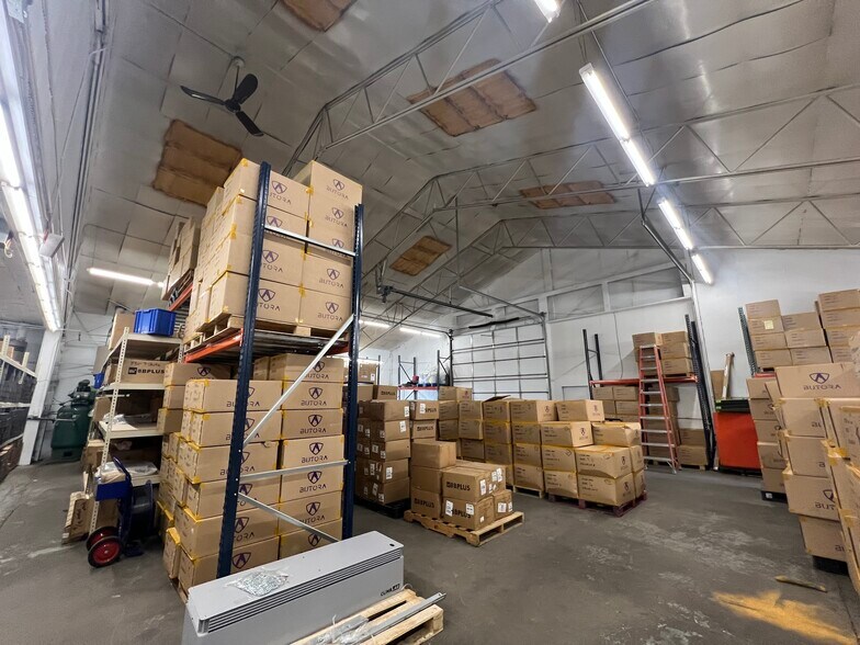 More Photos Of 1720 Main St, Lander Warehouse For Sale