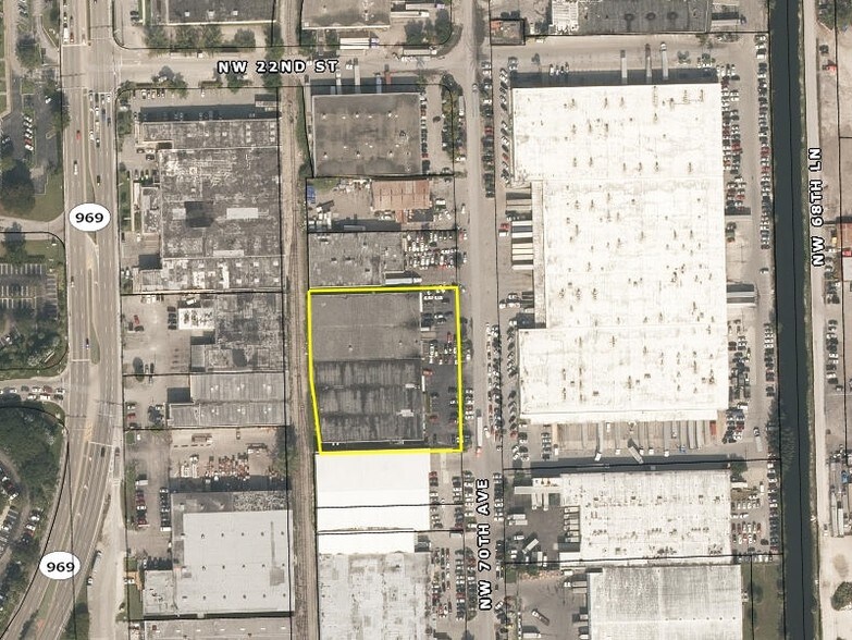 More Photos Of 1940 NW 70th Ave, Miami Warehouse For Lease