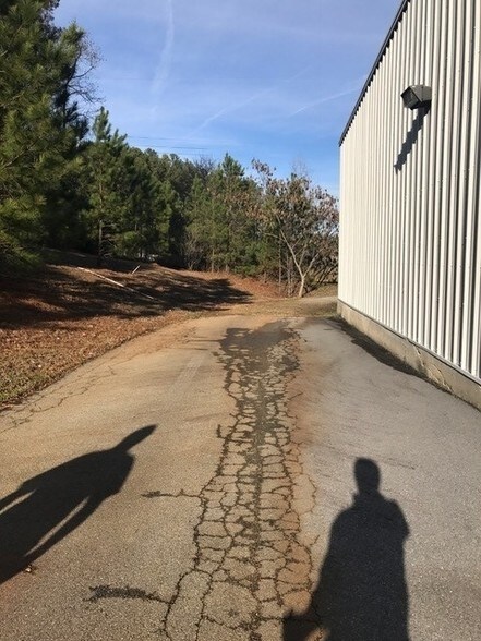 More Photos Of 766 Industrial Park Dr, Evans Warehouse For Lease