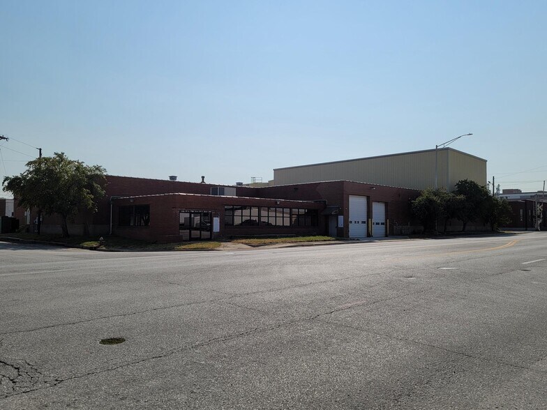 More Photos Of 603 Sunshine Rd, Kansas City Warehouse For Lease