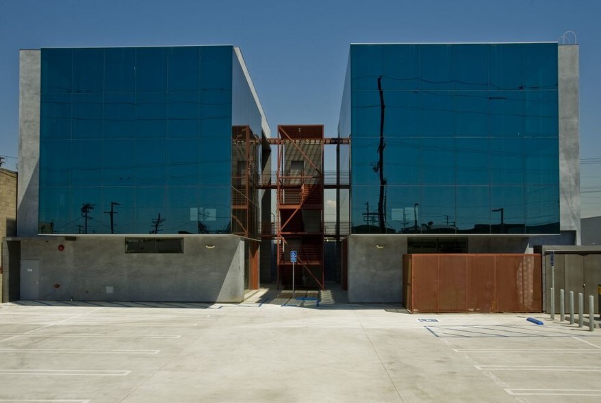 More Photos Of 8931 Ellis Ave, Los Angeles Loft Creative Space For Sale