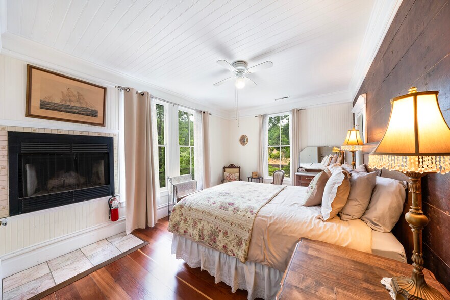 More Photos Of 12130 Highway 116, Guerneville Hospitality For Sale