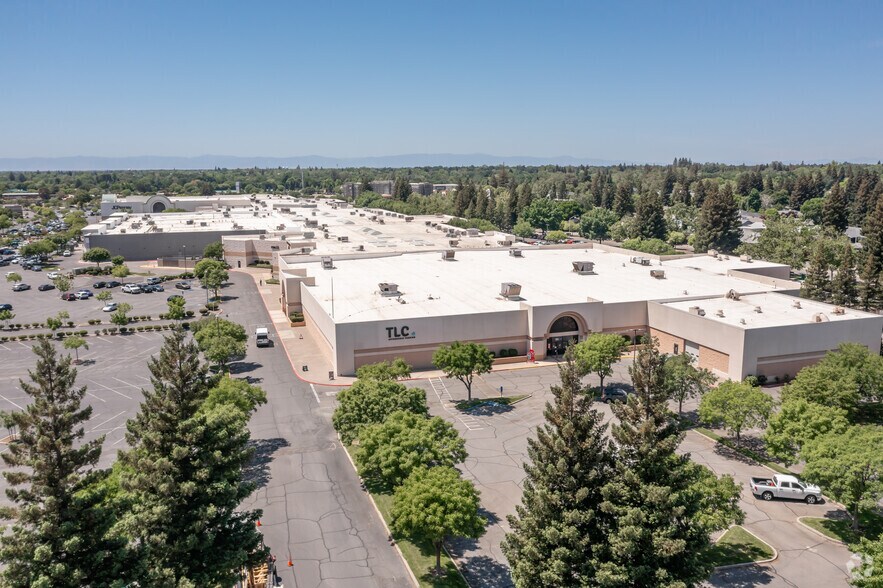 More Photos Of 1900-2000 E 20th St, Chico Unknown For Lease