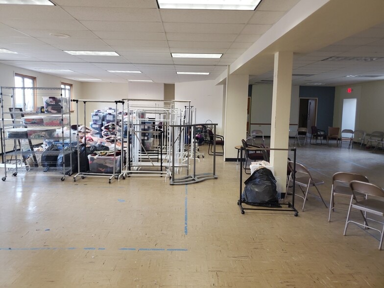 More Photos Of 4201 W 50th St, Edina Specialty For Sale