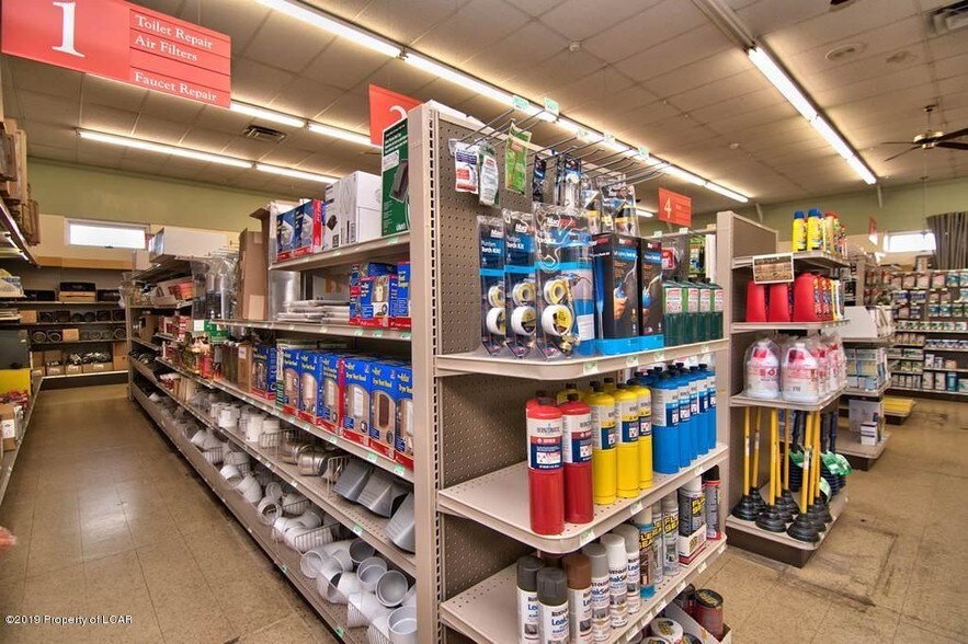 More Photos Of 541 State Route 93, Sugarloaf Light Distribution For Lease