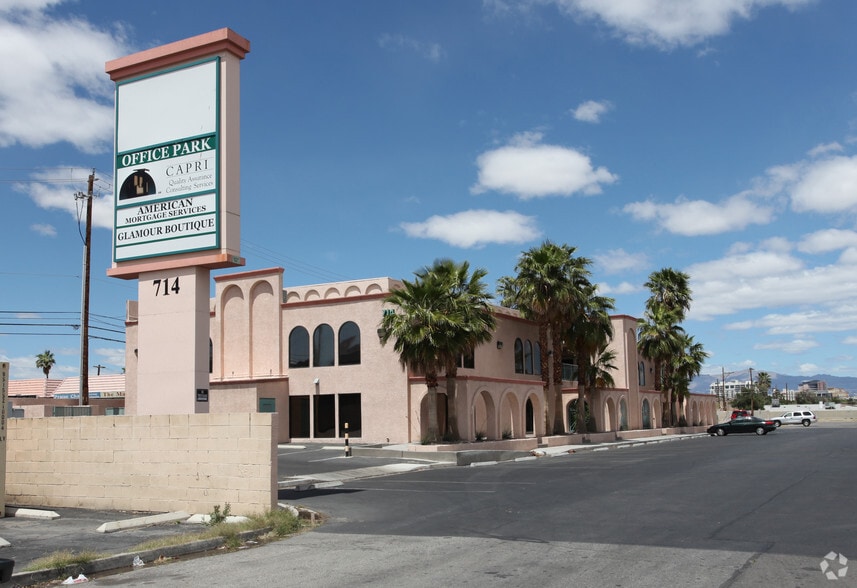 More Photos Of 714 E Sahara Ave, Las Vegas Office For Sale