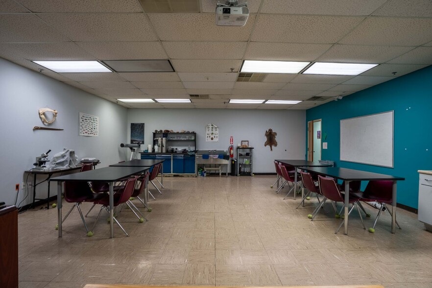 More Photos Of 8160 Regent Pky, Fort Mill Flex For Lease