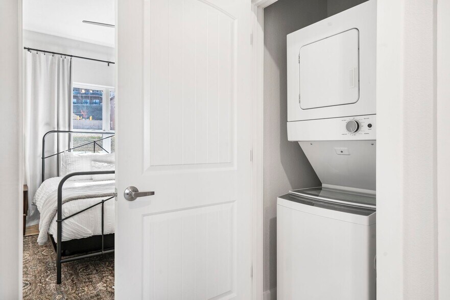 More Photos Of 129 Pioneer Peak, Kimberling City Specialty For Sale