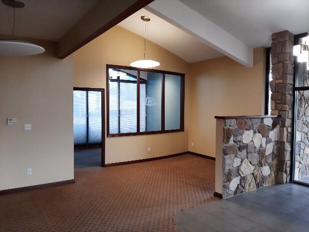 More Photos Of 58640 IN-15, Goshen Flex For Sale