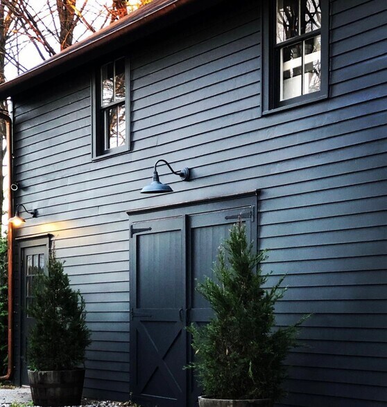 More Photos Of 259 Westchester Ave, Pound Ridge Storefront For Sale