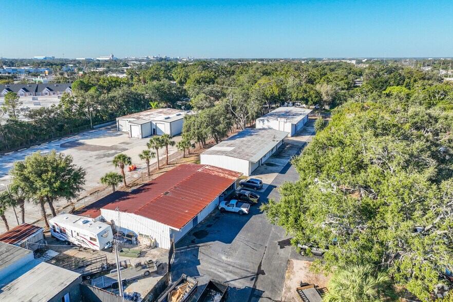 More Photos Of 5626 N Dale Mabry Hwy, Tampa Warehouse For Lease