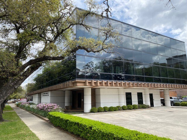 More Photos Of 5215 Main St, Houston Office For Lease
