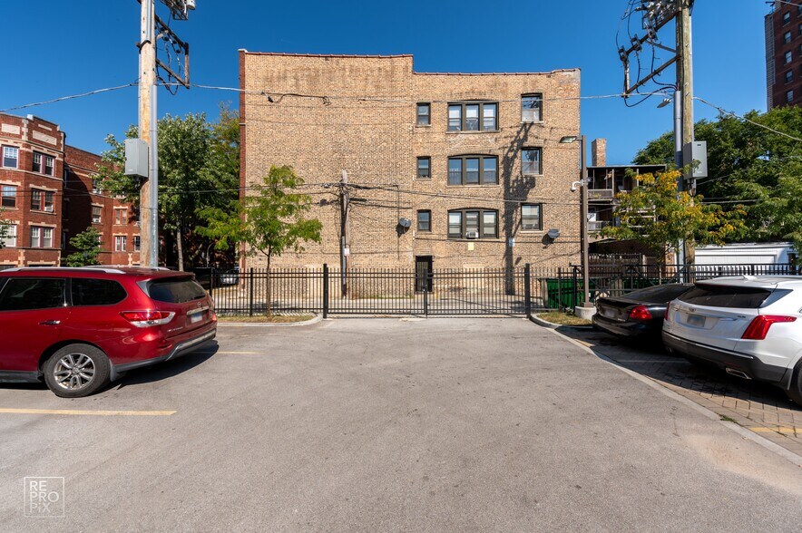 More Photos Of 7003 S Oglesby Ave, Chicago Apartments For Sale