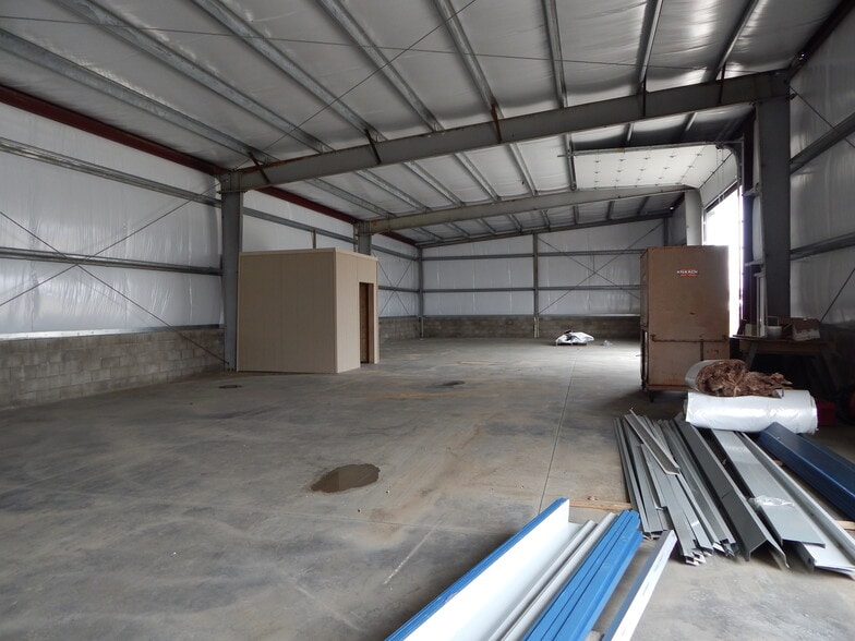 More Photos Of 1505 Green Siding Rd, Roseburg Warehouse For Lease