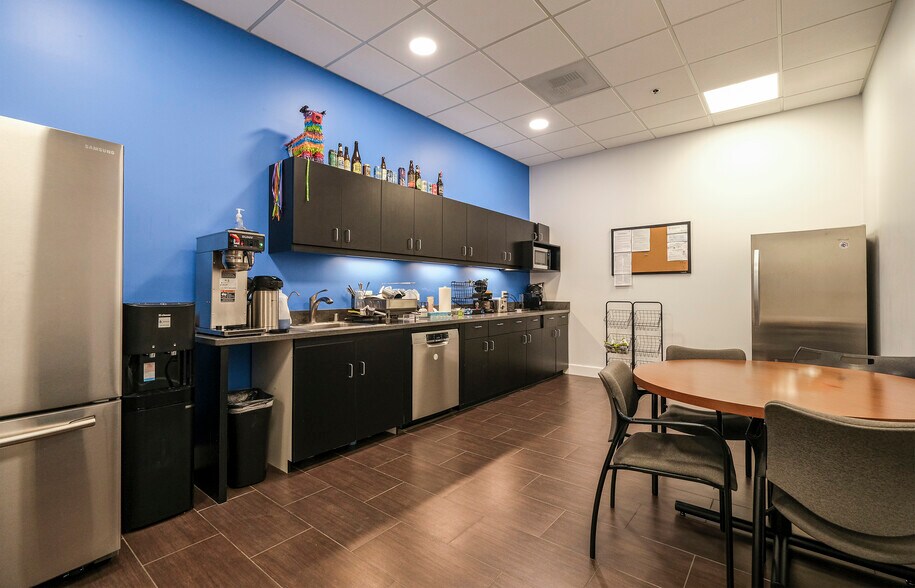 More Photos Of 6500 Hollister Ave, Goleta Office Residential For Lease