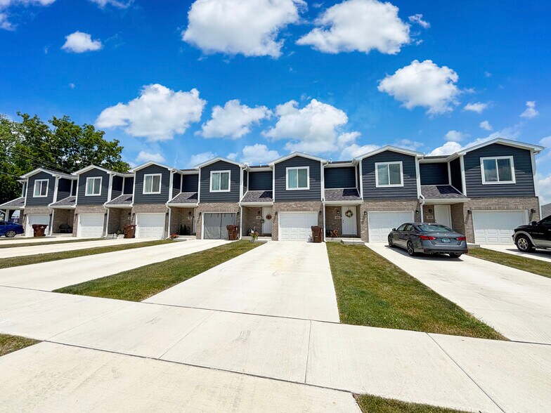 Primary Photo Of 91 E Adams St, Manteno Multifamily For Sale