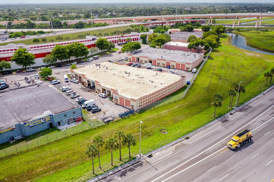 Primary Photo Of 12027-12068 SW 117th Ct, Miami Warehouse For Lease