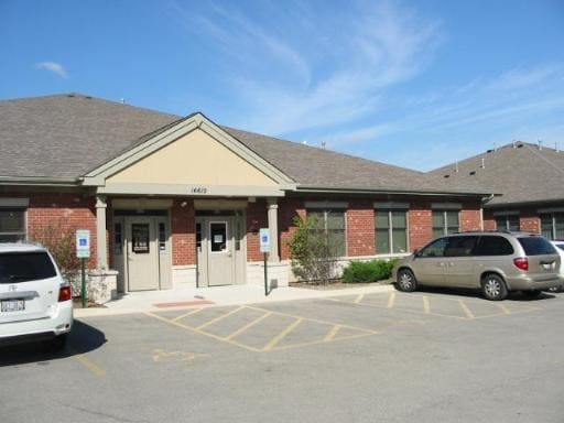More Photos Of 16612 W 159th St, Lockport Office For Sale