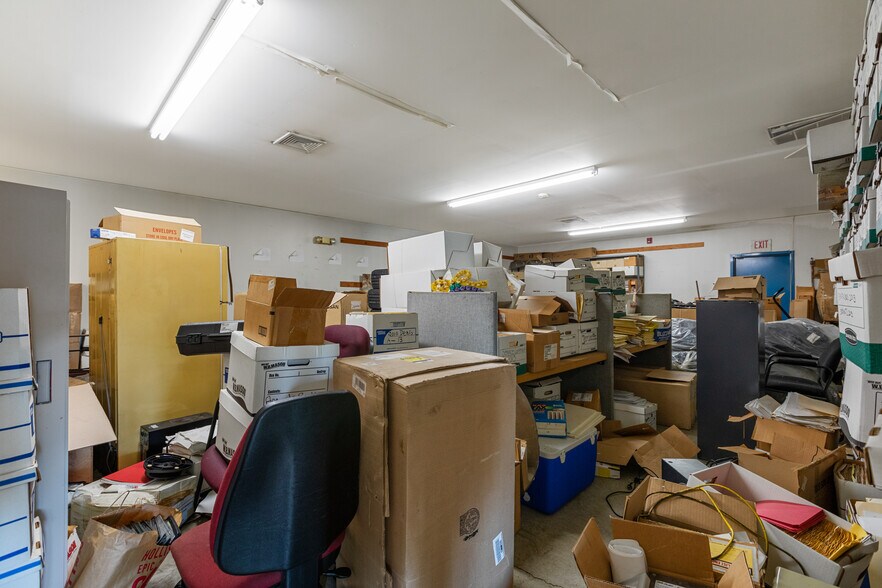 More Photos Of 805 Lafayette Ave, Hawthorne Auto Repair For Sale