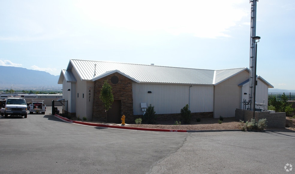 More Photos Of 4421-1 Irving Blvd NW, Albuquerque Warehouse For Sale
