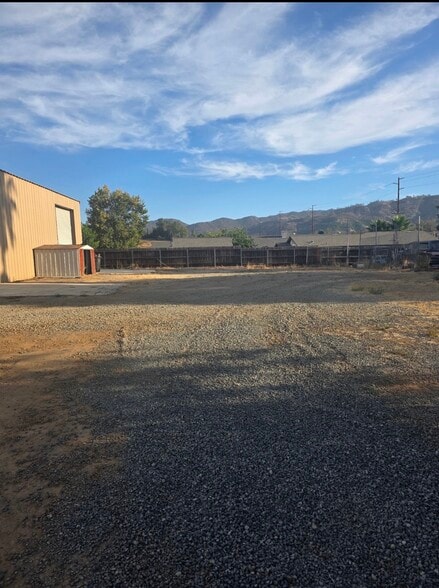 More Photos Of 34800 Mission Trl, Wildomar Warehouse For Lease