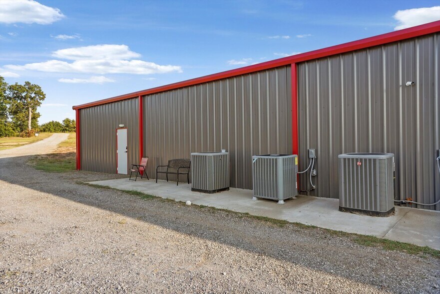 More Photos Of 12670 S Highway 48, Bristow Warehouse For Sale