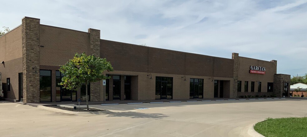 More Photos Of 971 Memory Ln, Gallatin Storefront For Lease