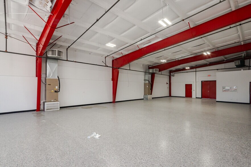 More Photos Of 1851 Commander Dr, Lake Havasu City Freestanding For Lease