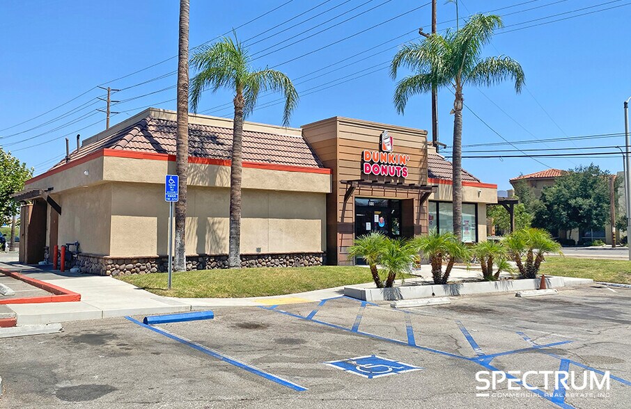 More Photos Of 27125-27127 Sierra Hwy, Santa Clarita Unknown For Sale