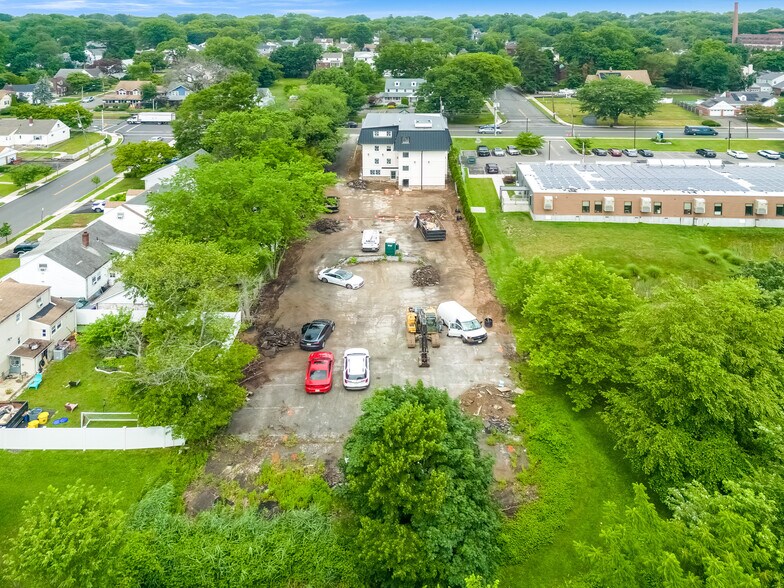 More Photos Of 639 Teaneck Rd, Teaneck Office For Lease