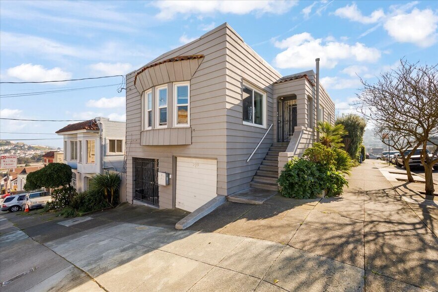 Primary Photo Of 299 Rhine St, Daly City Apartments For Sale