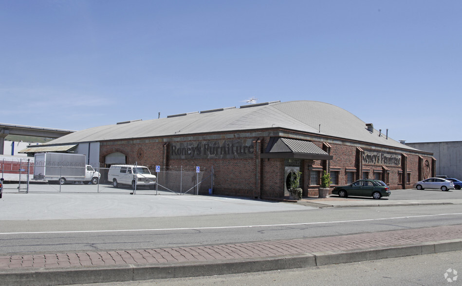 Primary Photo Of 14000 Washington Ave, San Leandro Warehouse For Sale