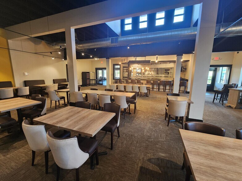 Primary Photo Of 250 Bordeaux Dr, Thomson General Retail For Sale