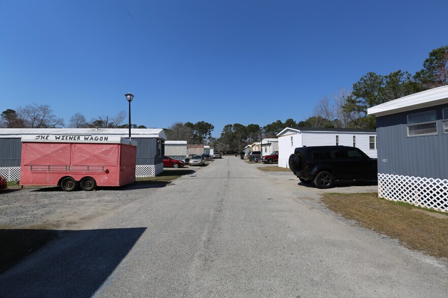 More Photos Of 306 Sundial Ln, Ladson Manufactured Housing Mobile Home Park For Sale
