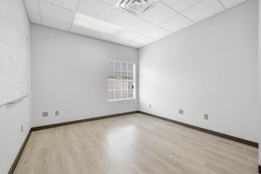 More Photos Of 5152 Village Creek Dr, Plano Office For Lease