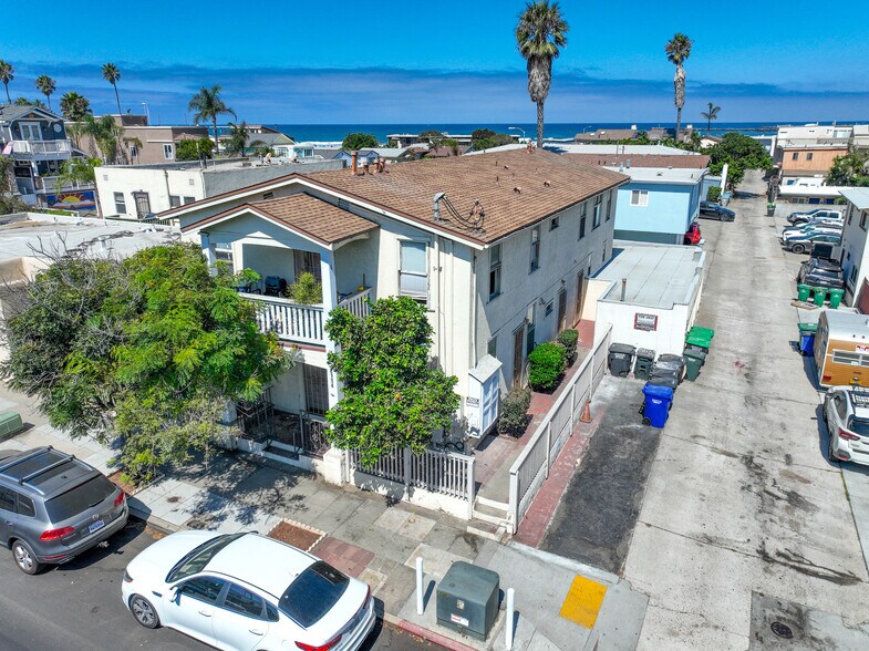 Primary Photo Of 2114 Abbott St, San Diego Apartments For Sale