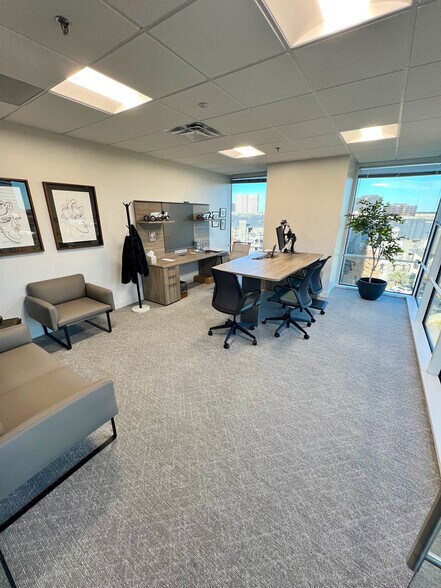 More Photos Of 12377 Merit Dr, Dallas Office For Lease