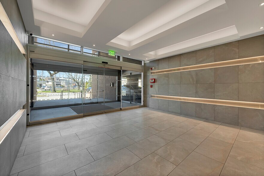 More Photos Of 111 Brook St, Scarsdale Loft Creative Space For Lease