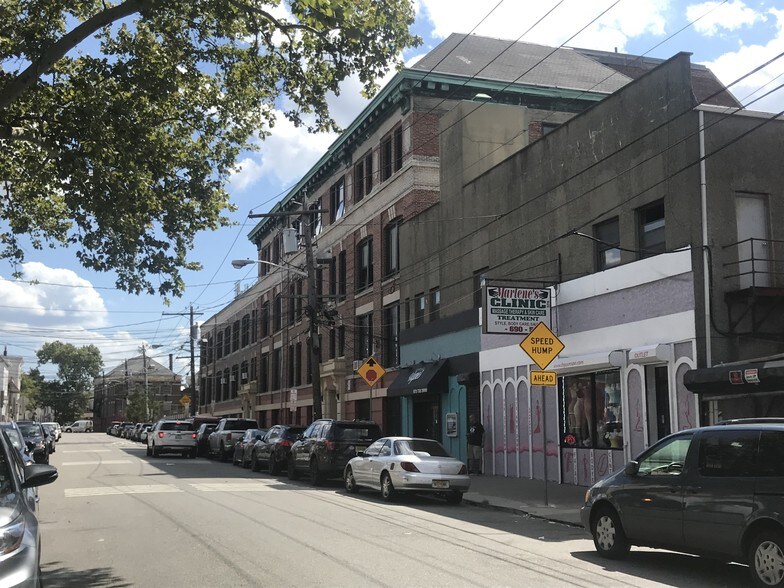 More Photos Of 8-10 Alyea St, Newark Storefront For Sale