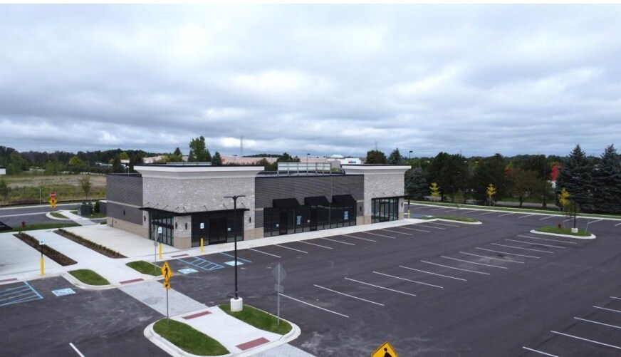 Primary Photo Of 291-299 Haggerty, Commerce Township Unknown For Lease