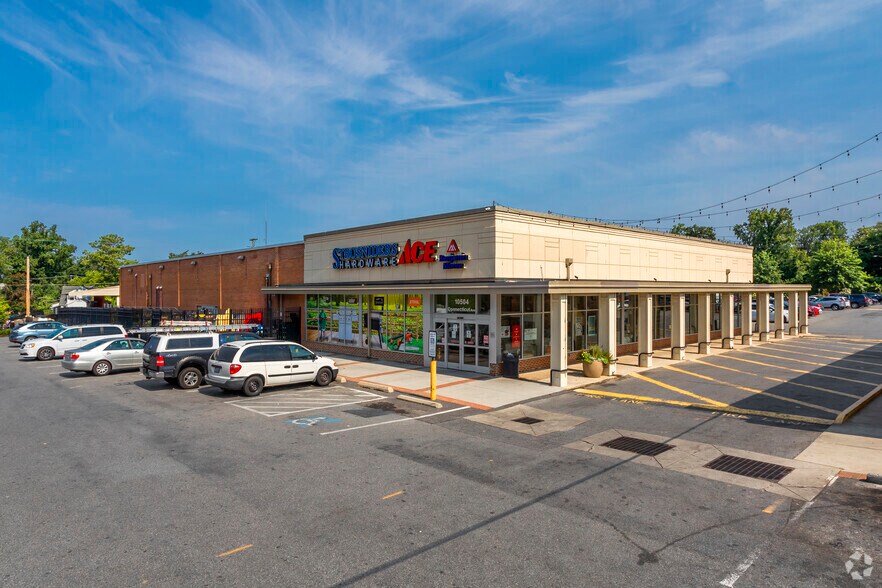 More Photos Of 10504-10520 Connecticut Ave, Kensington Freestanding For Lease