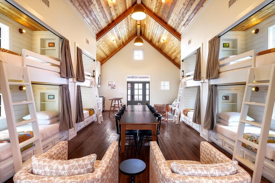 More Photos Of 632-636 High St, Comfort General Retail For Sale