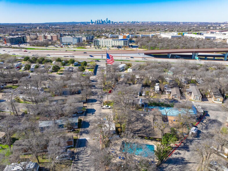 More Photos Of 7901 E Ben White Blvd, Austin Manufactured Housing Mobile Home Park For Sale