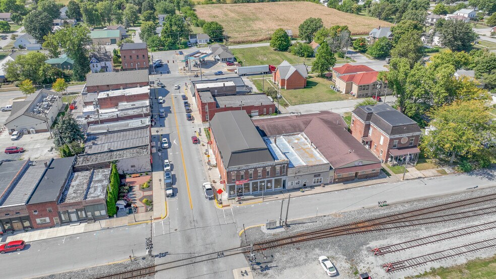 More Photos Of 207 S Railroad St, Brookston General Retail For Sale